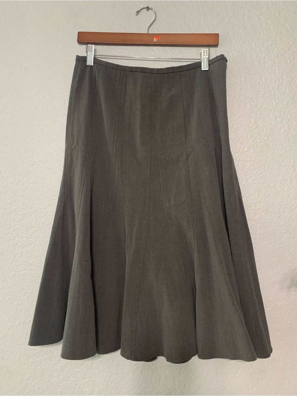 Larry Levine Grey A-Line Midi Skirt